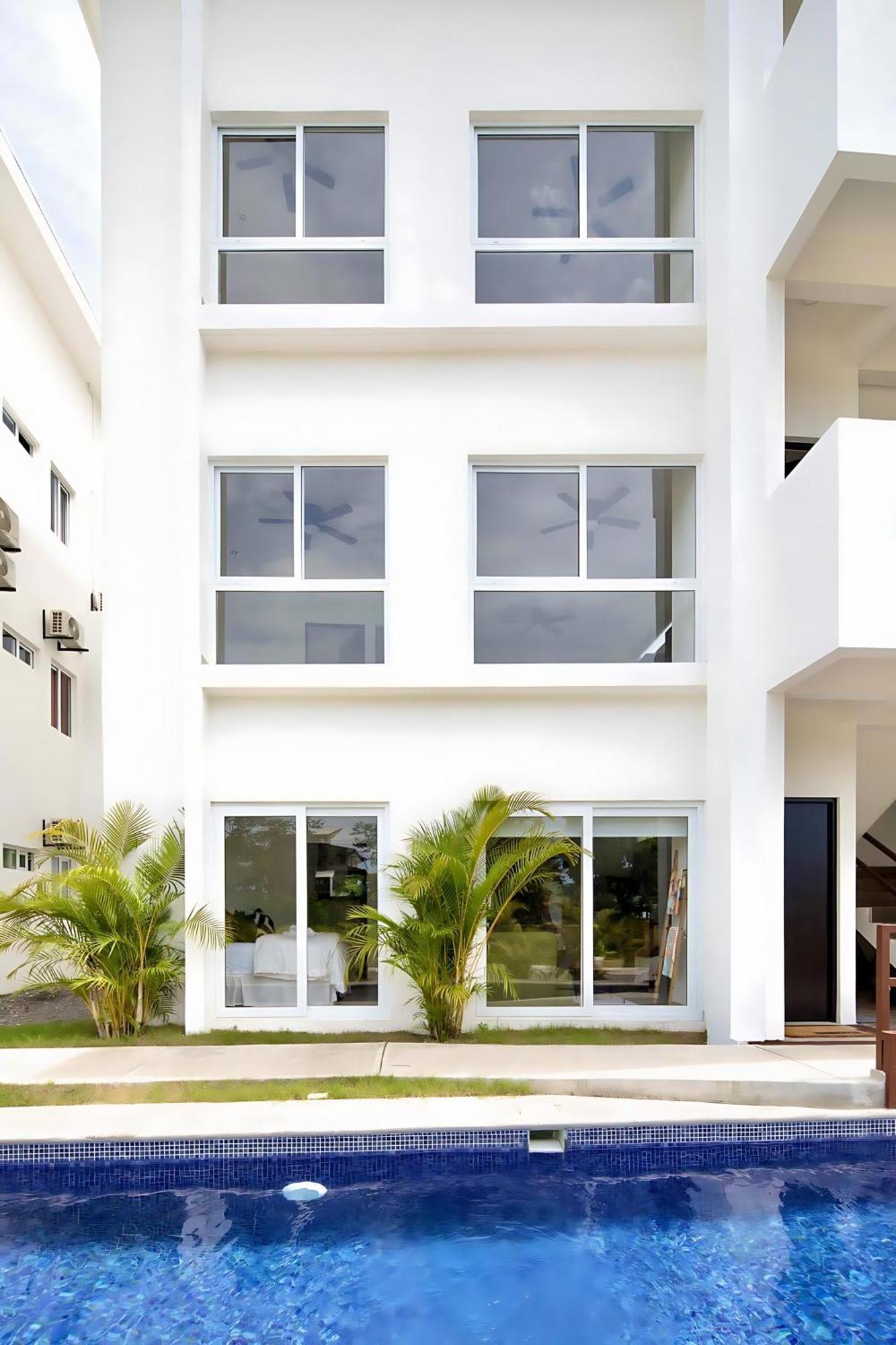 Modern 2Br Condo - Minutes From Jaco Beach - Prime Location Exterior photo